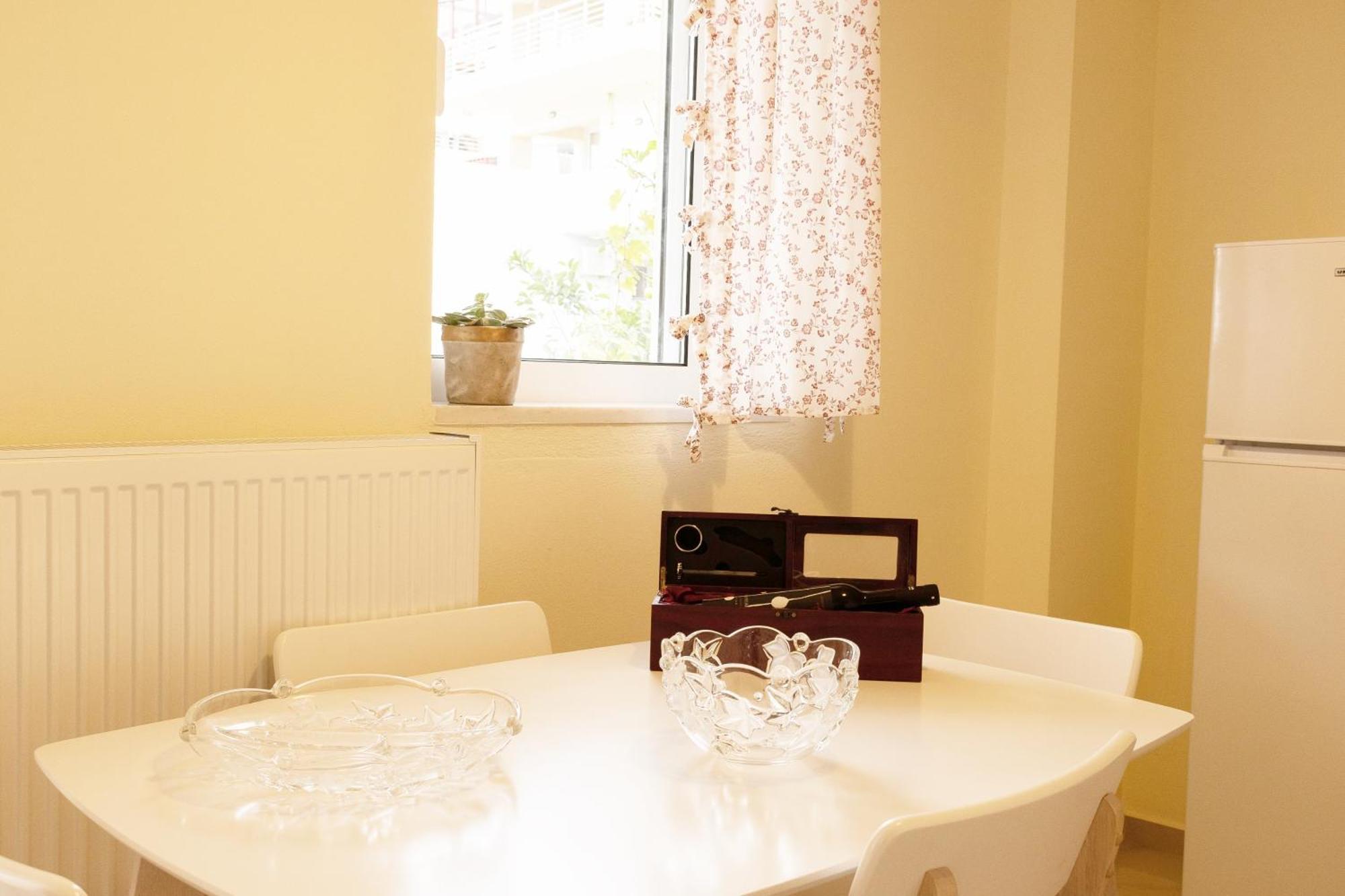 Nufaro Apartments - Rethymno City Center Екстер'єр фото
