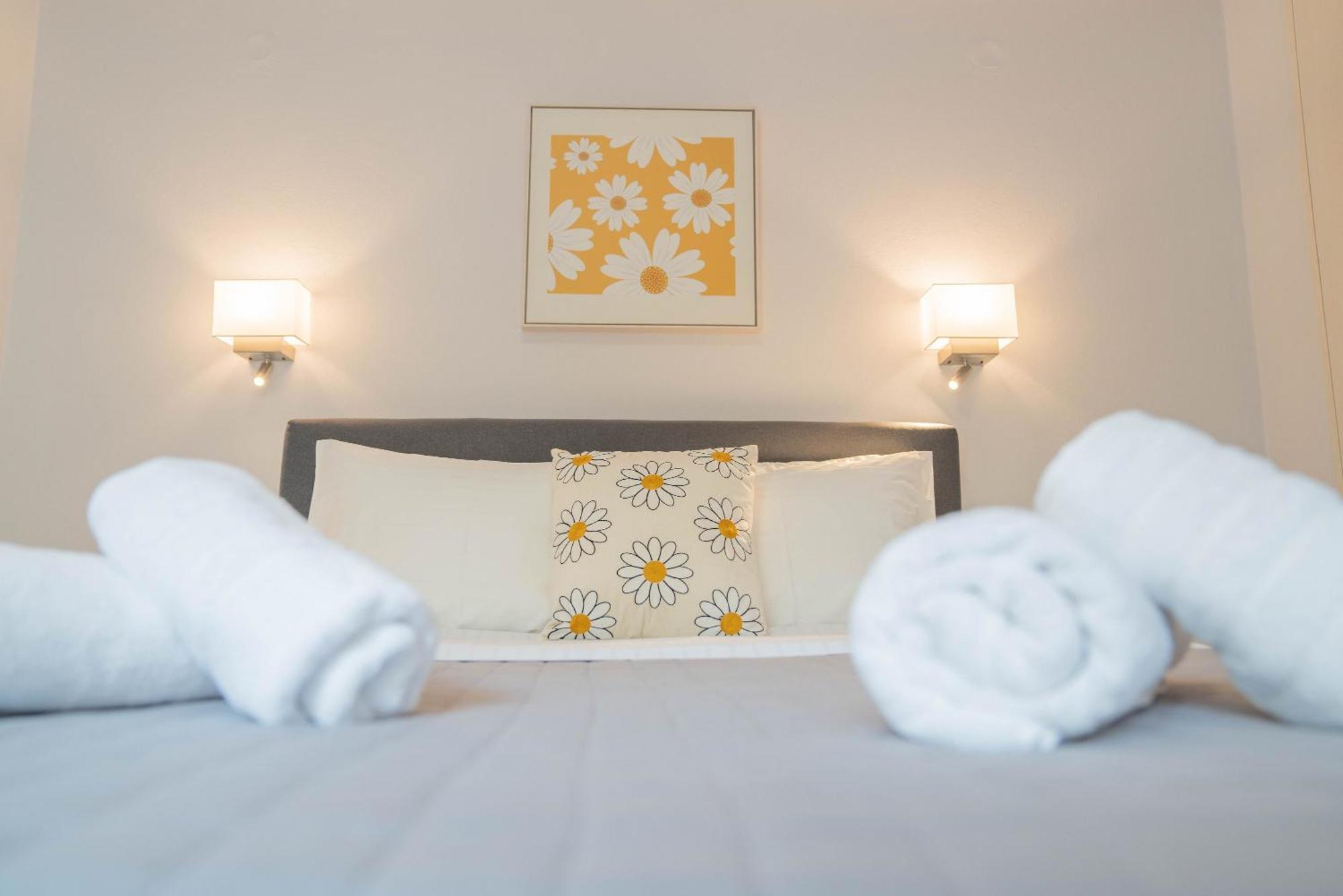 Nufaro Apartments - Rethymno City Center Екстер'єр фото
