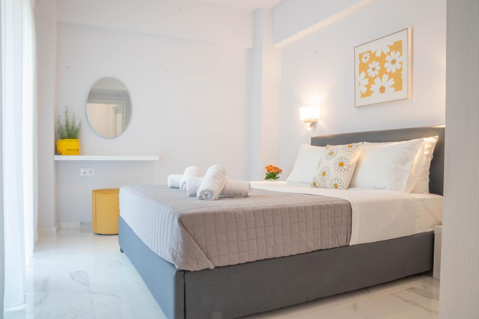Nufaro Apartments - Rethymno City Center Екстер'єр фото