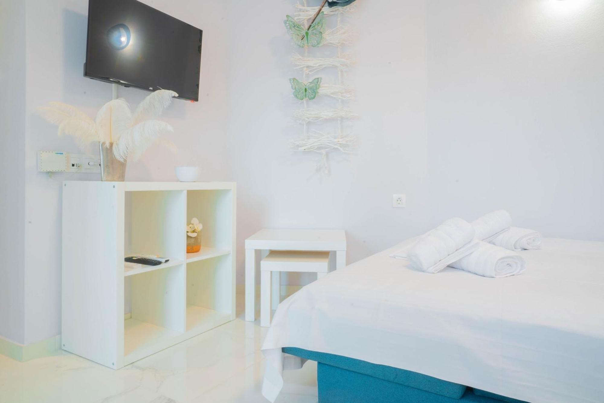 Nufaro Apartments - Rethymno City Center Екстер'єр фото