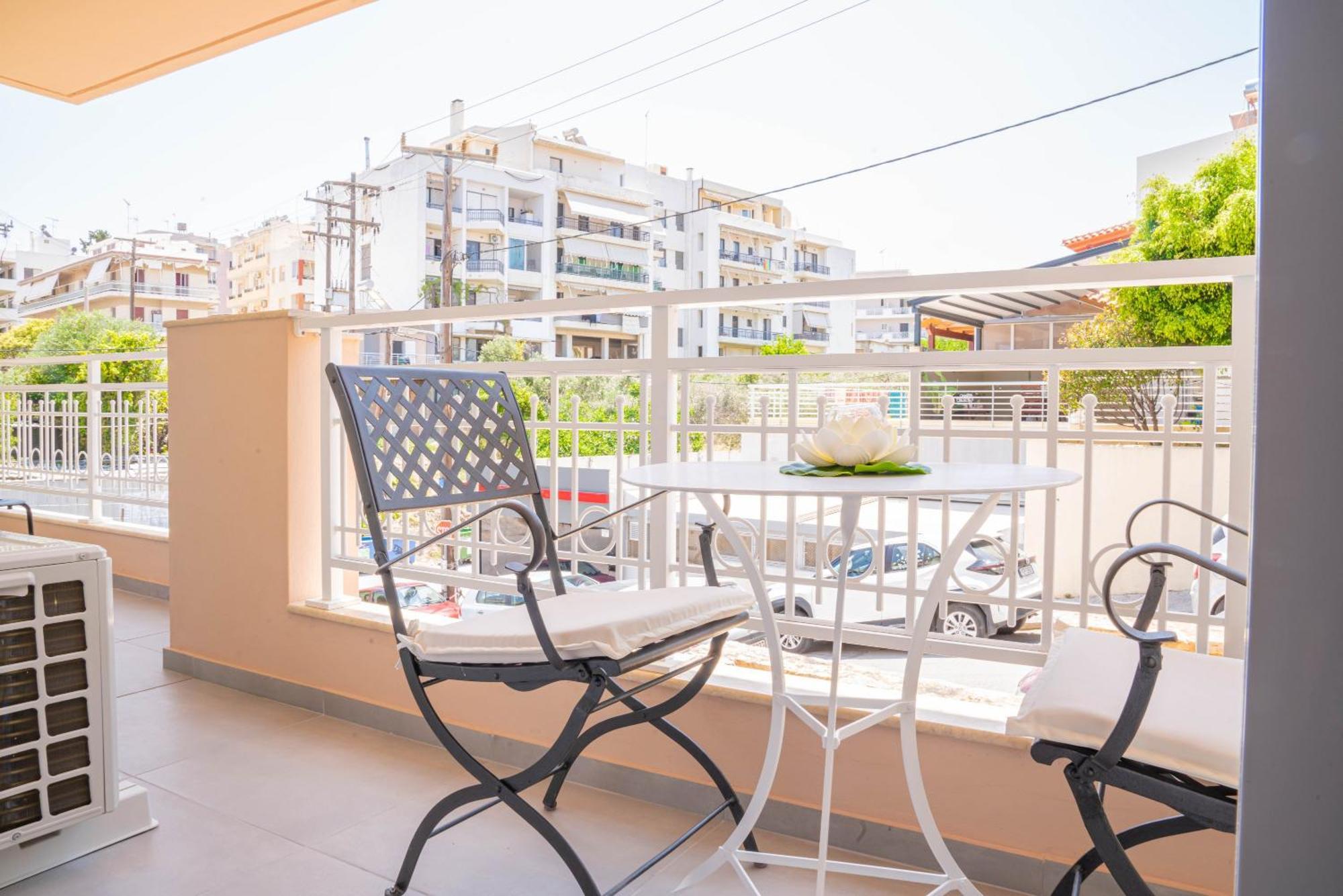 Nufaro Apartments - Rethymno City Center Екстер'єр фото