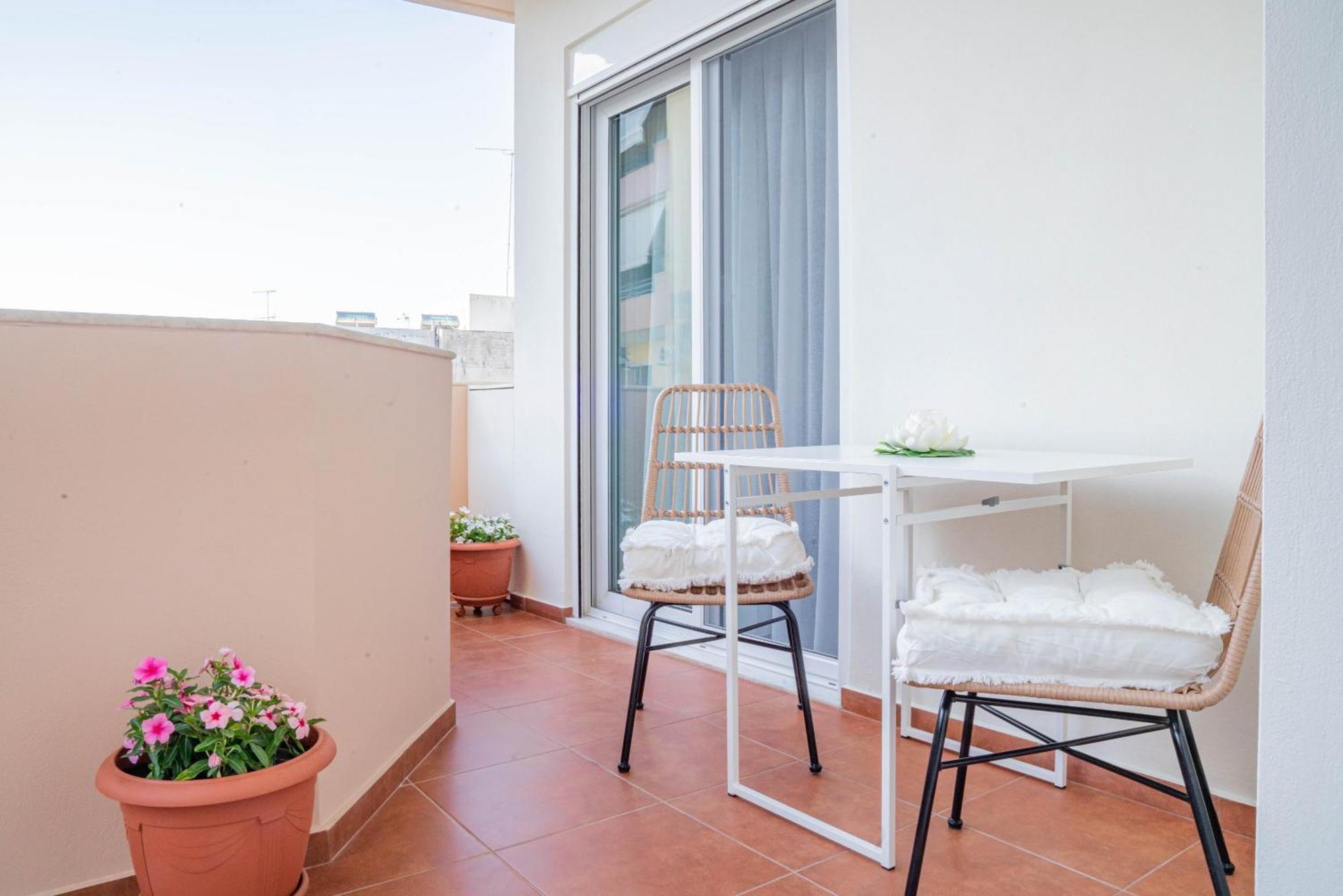 Nufaro Apartments - Rethymno City Center Екстер'єр фото